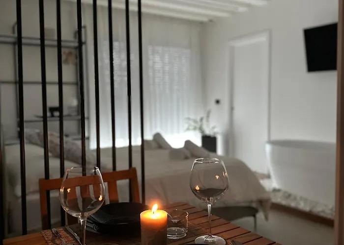 H Y P N O S E By Sea View *