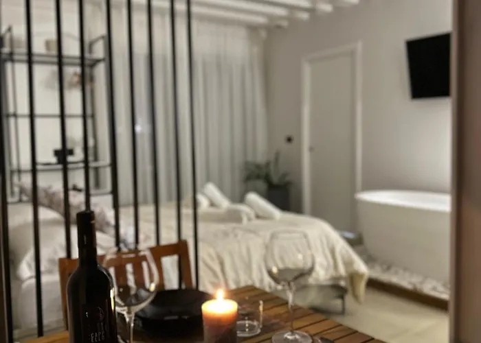 H Y P N O S E By Sea View Vlorë